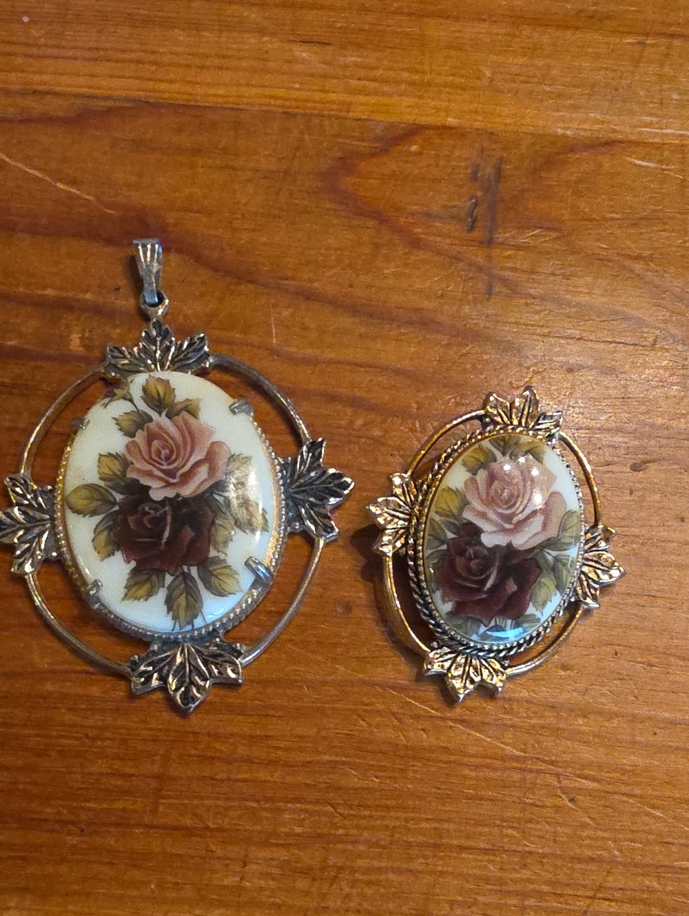 Sarah Coventry Vintage Rose Cameo Pendant Pin Brooch Set